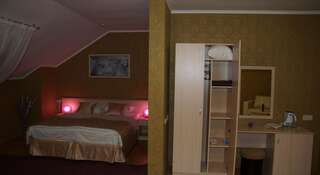 Гостевой дом Iris Inn Краснодар Номер-студио Делюкс с кроватью размера -2